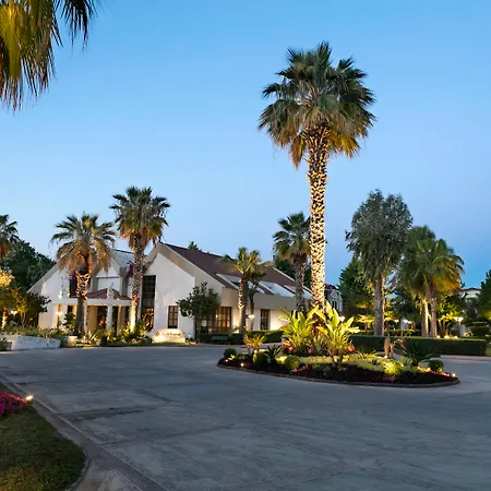 Club Tuana Üdülőközpont