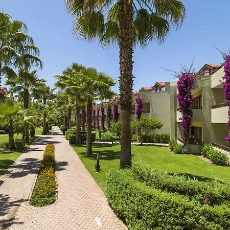 Üdülőközpont Club Tuana 5*