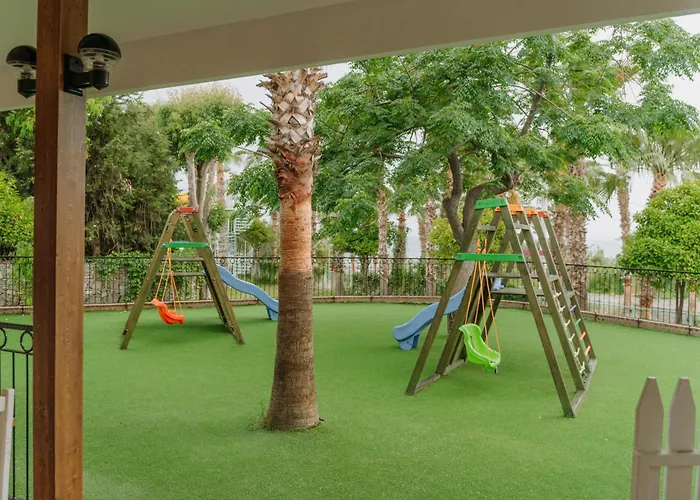 אתר נופש Club Tuana