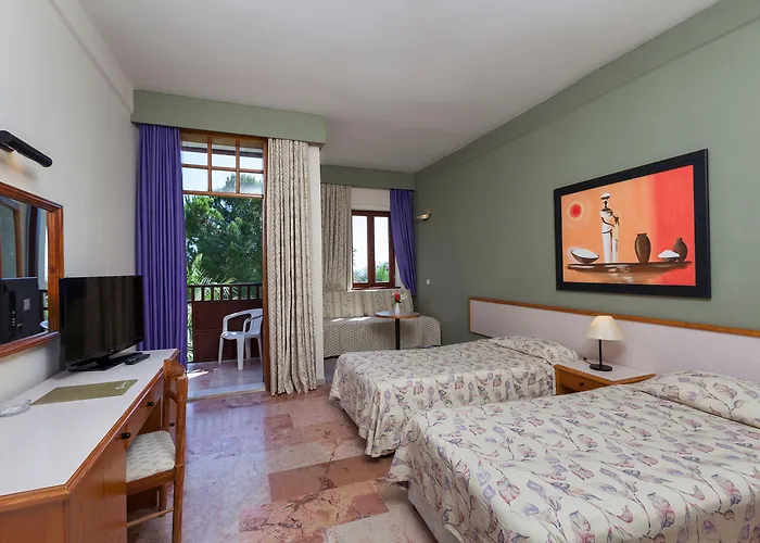 Club Tuana 5*