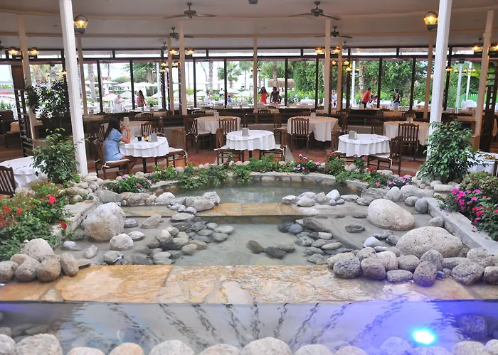 Club Tuana Курортный комплекс 5*